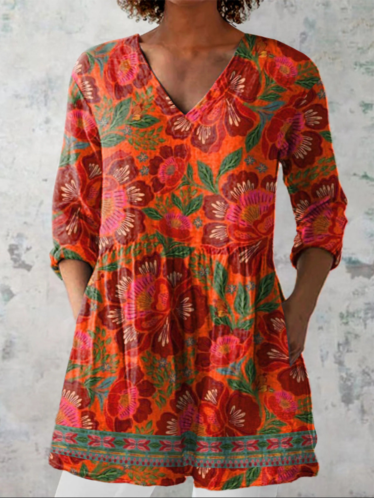 Felicity | Printed V-Neck Longline Top