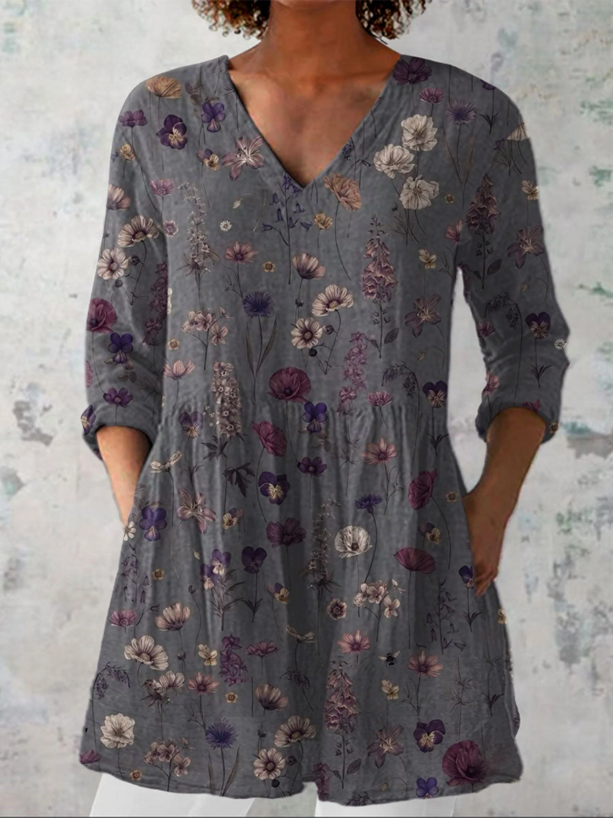 Kassidy | Printed V-Neck Longline Top
