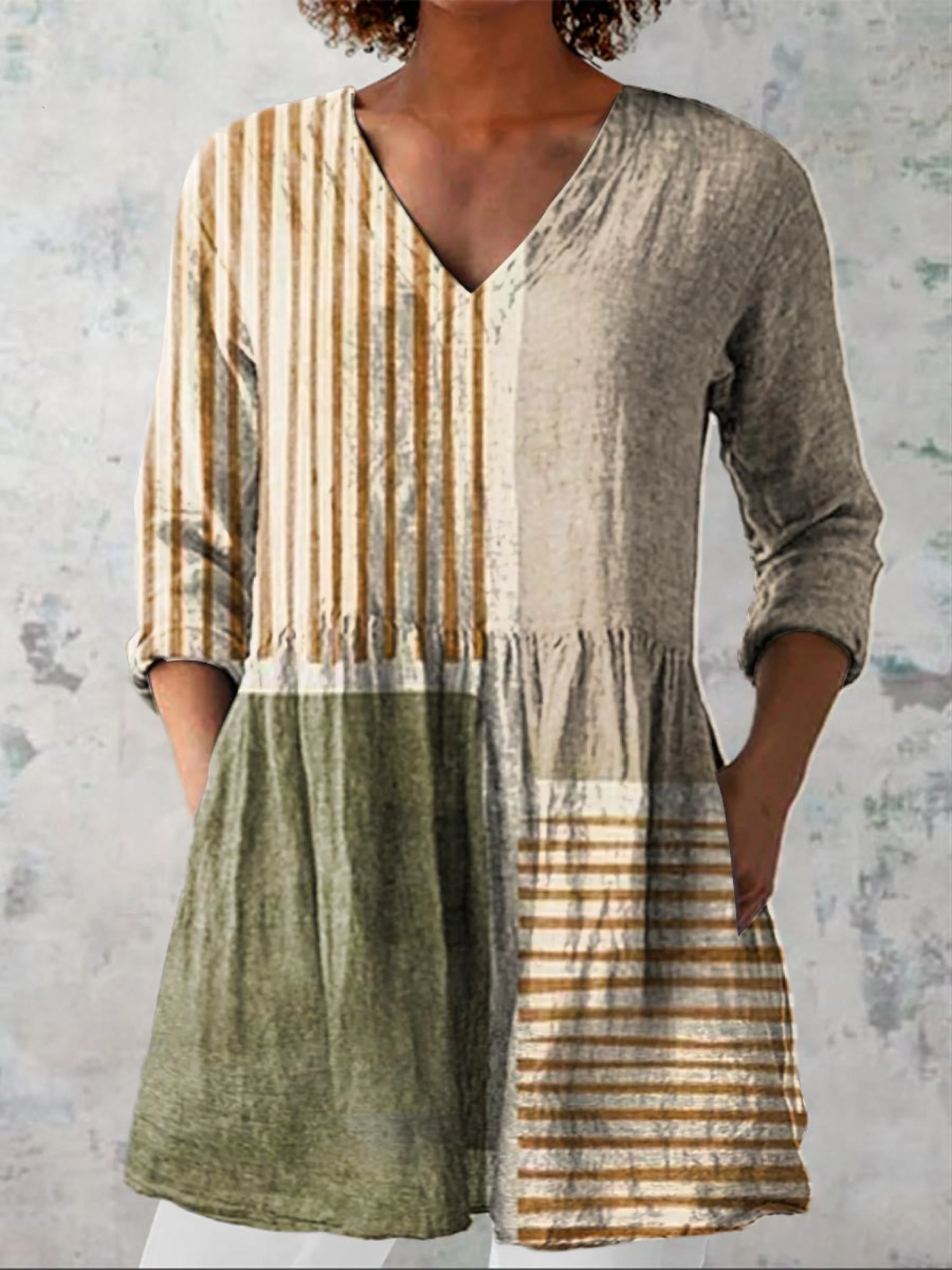 Halley | Printed V-Neck Longline Top